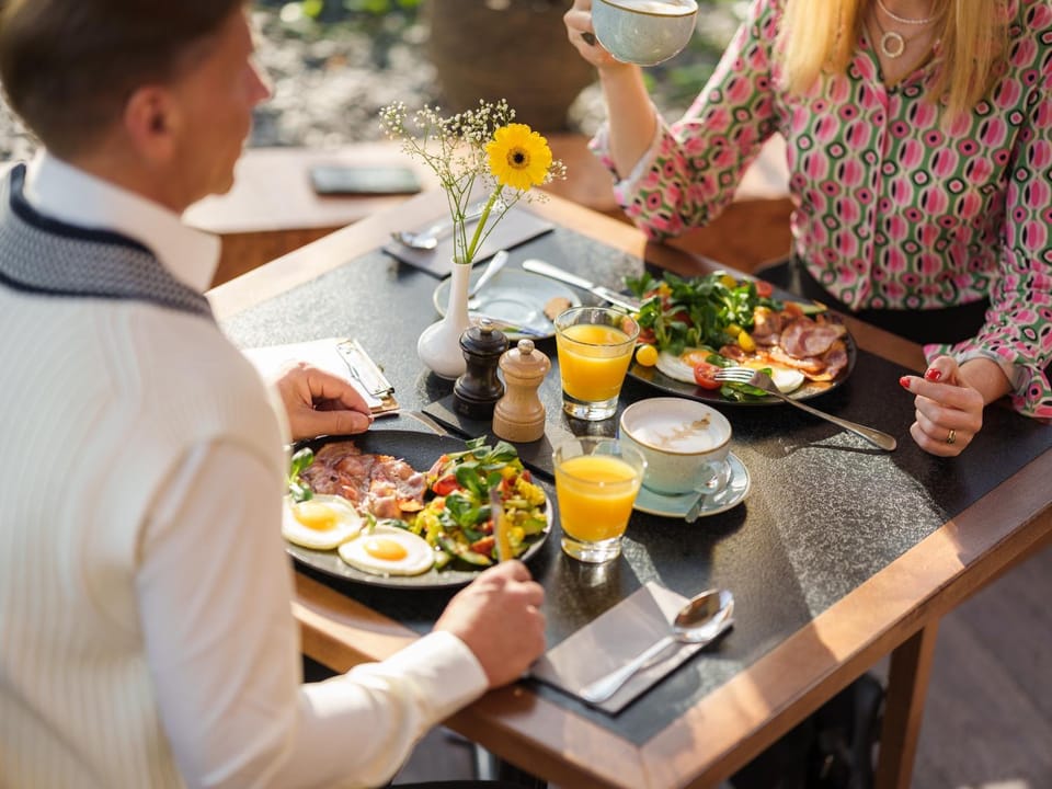Food and drinks, Food, Guests, Breakfast, Continental breakfast