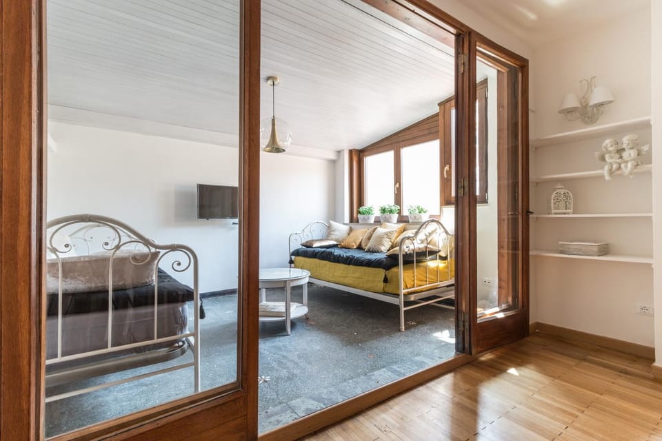 Bedroom, Bedroom