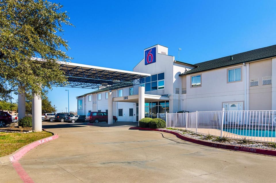 Property building, On site
