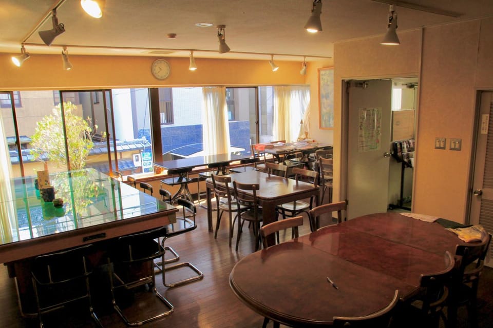 Communal lounge/ TV room, Lounge or bar