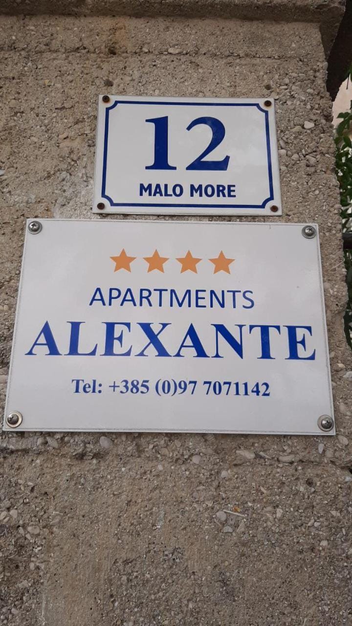 Facade/entrance, Property logo or sign, Logo/Certificate/Sign, Logo/Certificate/Sign