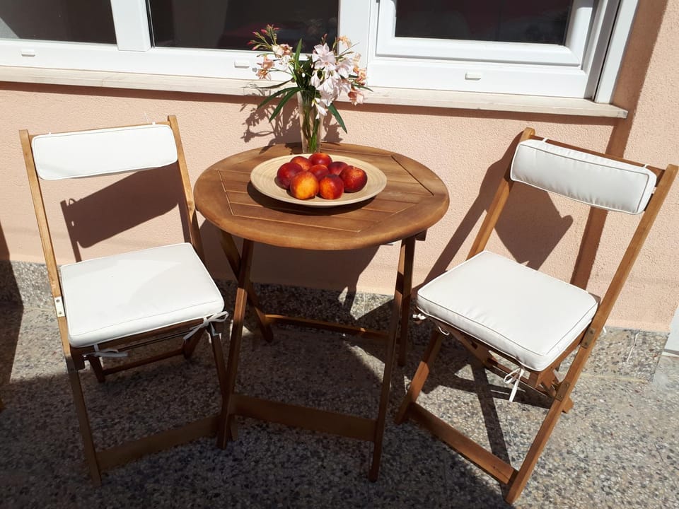 Balcony/Terrace, Balcony/Terrace, Decorative detail, Decorative detail