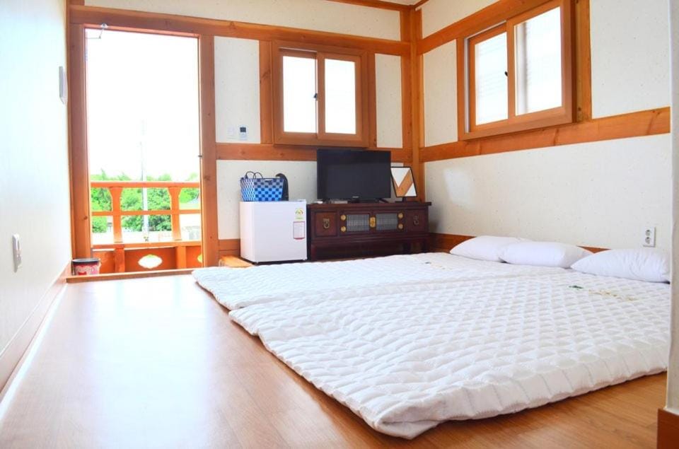 경주 란 한옥 GyeongJu Ran Han-ok Bed and Breakfast in South Korea