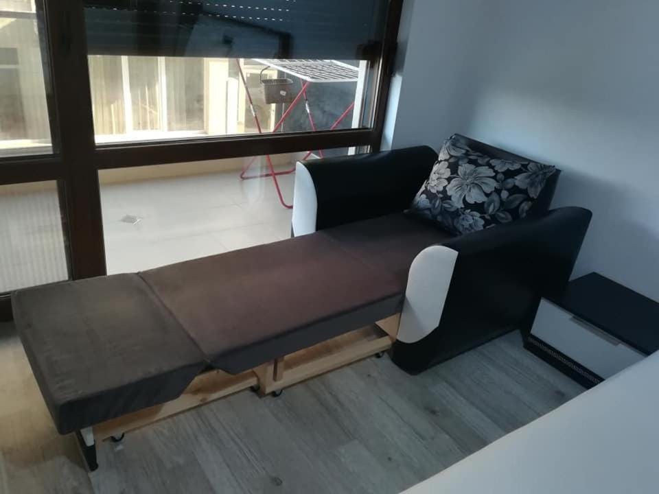 Апартамент Дарко Apartment in Pomorie
