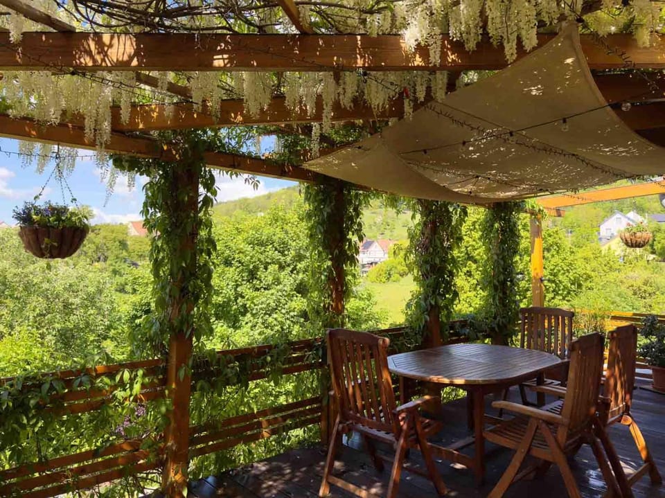 Property building, Balcony/Terrace, Balcony/Terrace