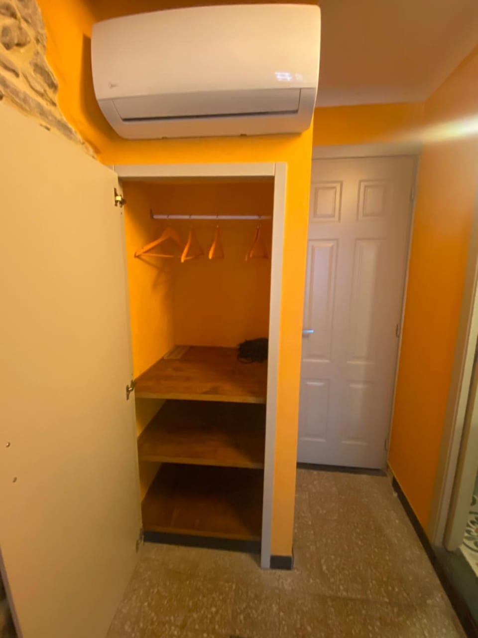 wardrobe, air conditioner