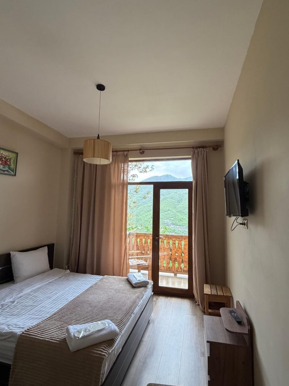 Verin Tun Bed and Breakfast in Armenia