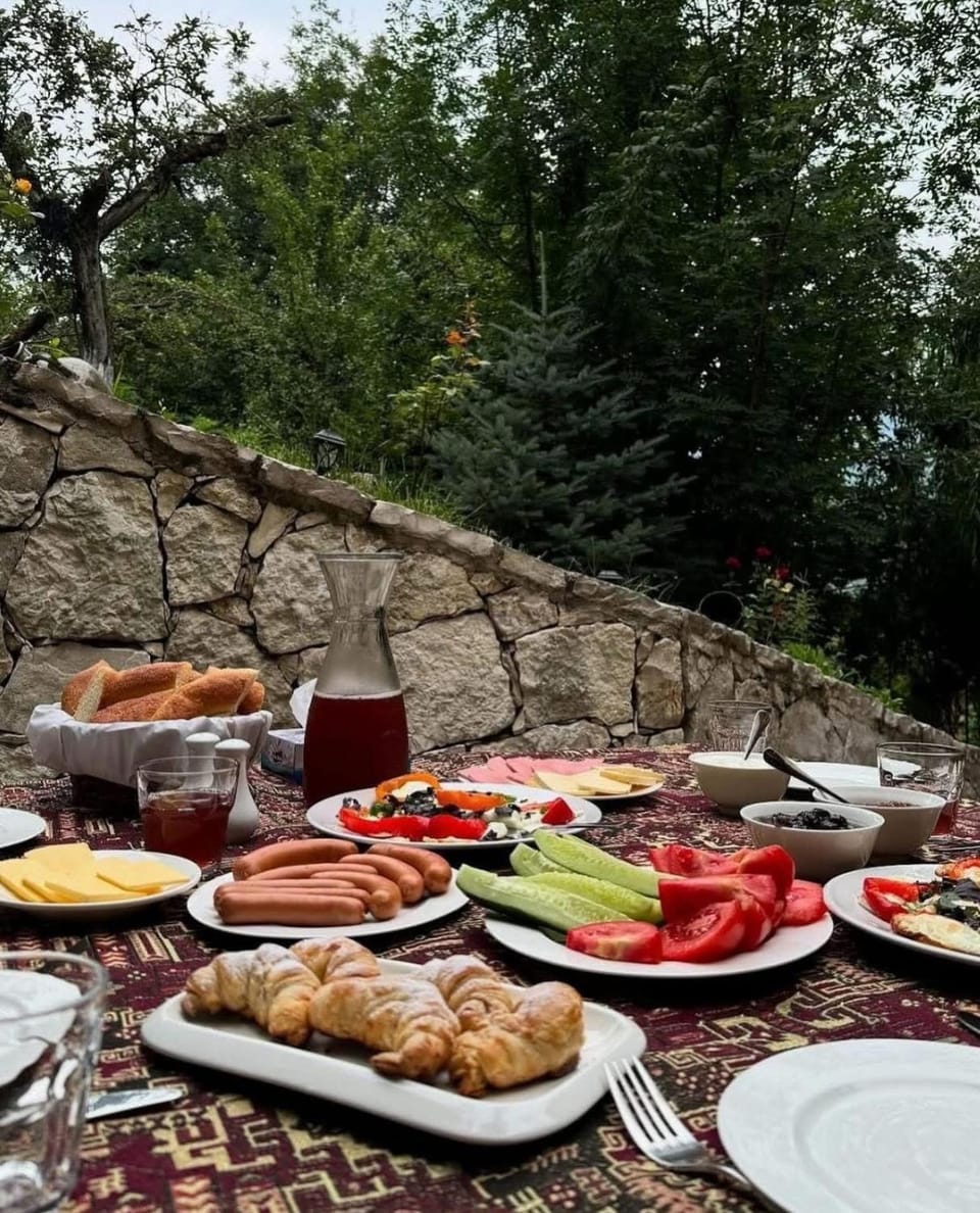Verin Tun Bed and Breakfast in Armenia