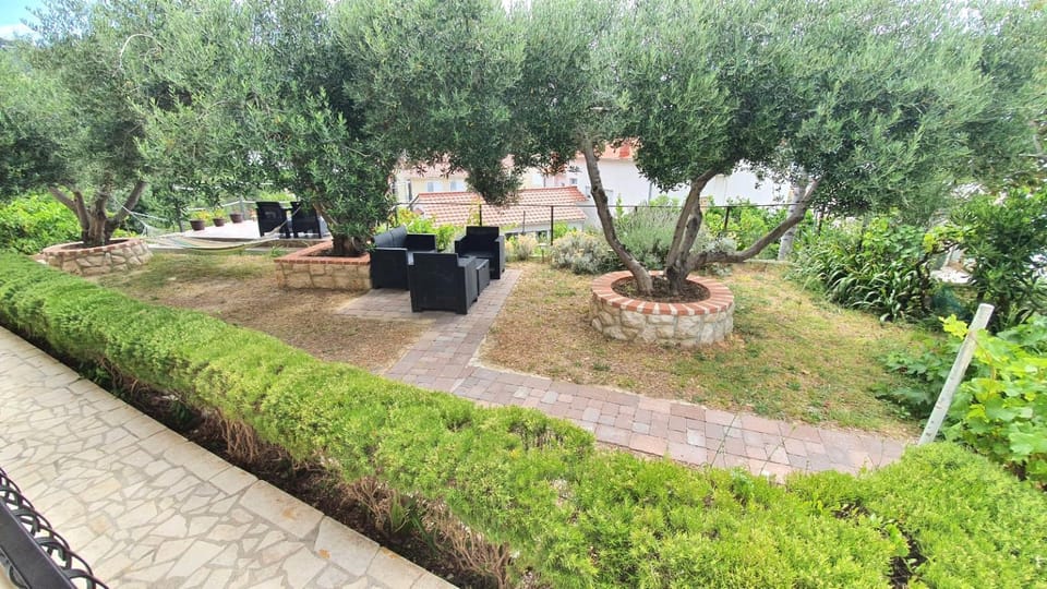 Apartments Dora Apartment in Lika-Senj County