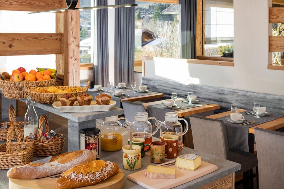 Restaurant/places to eat, Food, Breakfast