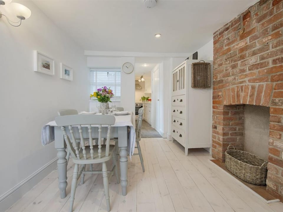 1 The Quay House in Lympstone