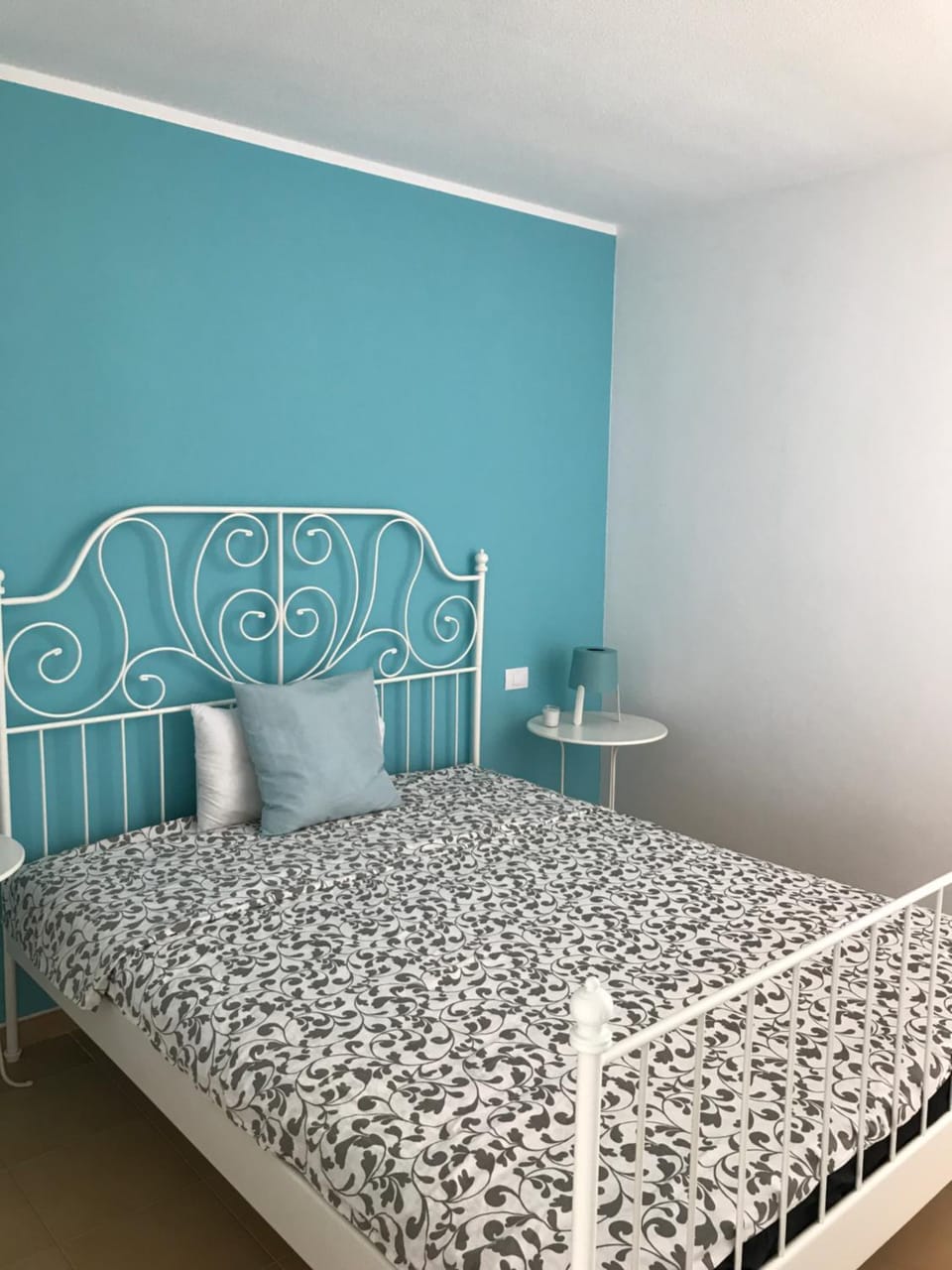 Ocean View Bouganville Apartment in Maxorata