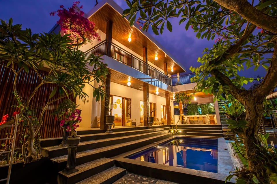 Property building, Swimming pool