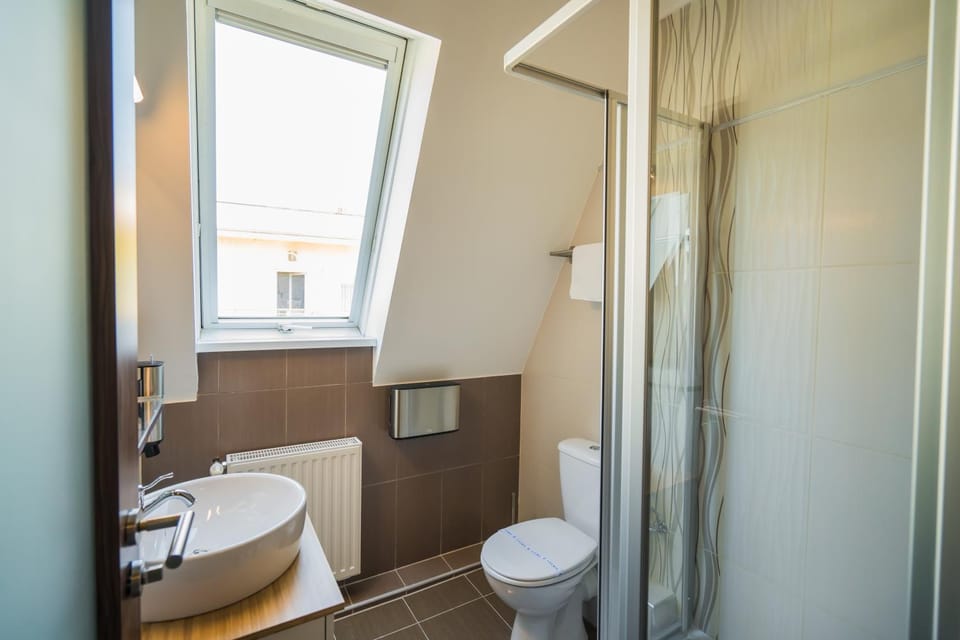 Beach Family Rooms Bed and Breakfast in Siófok
