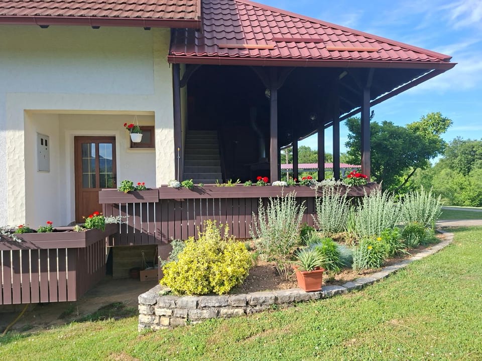 Apartments Renata Bed and Breakfast in Plitvice Lakes Park