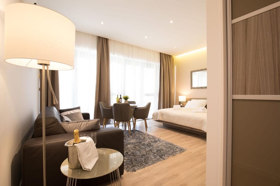 Apartment and Rooms Comfort Zone Bed and Breakfast in Split