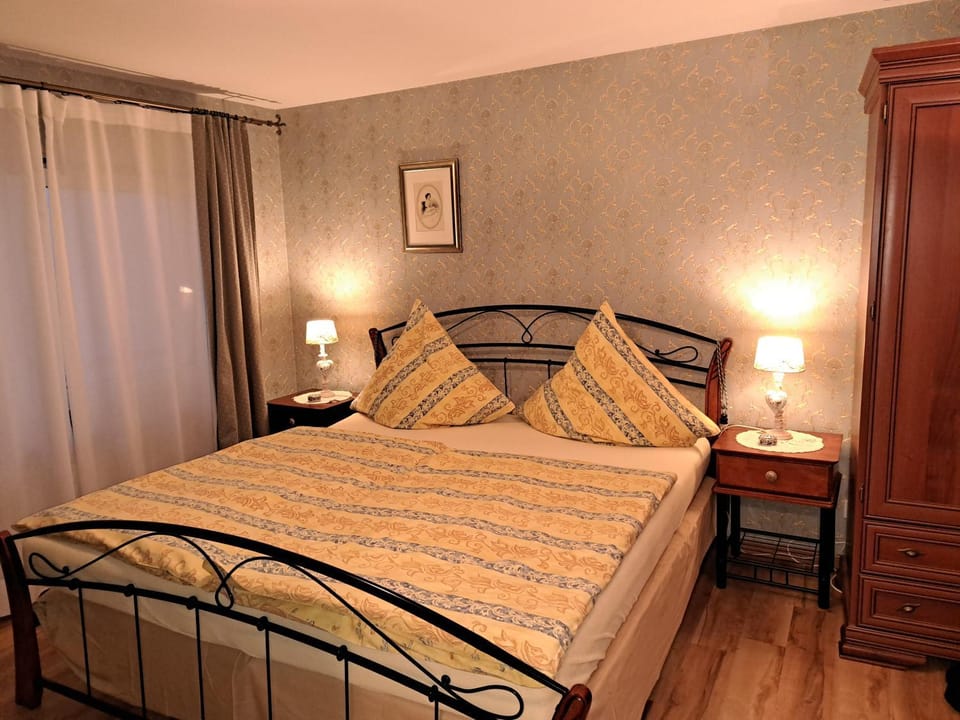 Héritage B&B Bed and Breakfast in Bernkastel-Kues