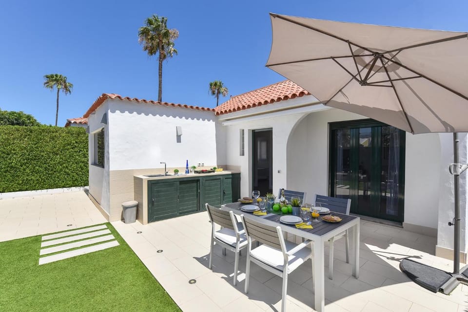 Balcony/Terrace, Dining area