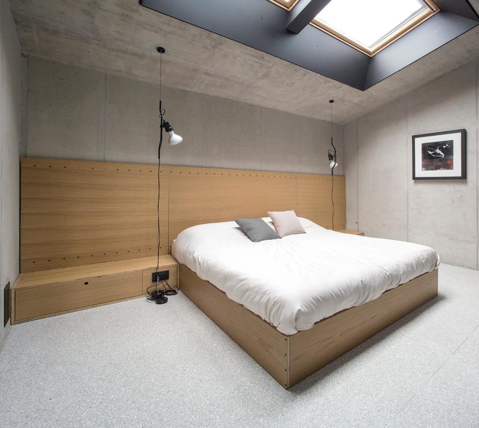 Bed, Bedroom