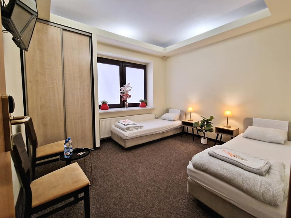 TV and multimedia, Photo of the whole room, furniture, towels
