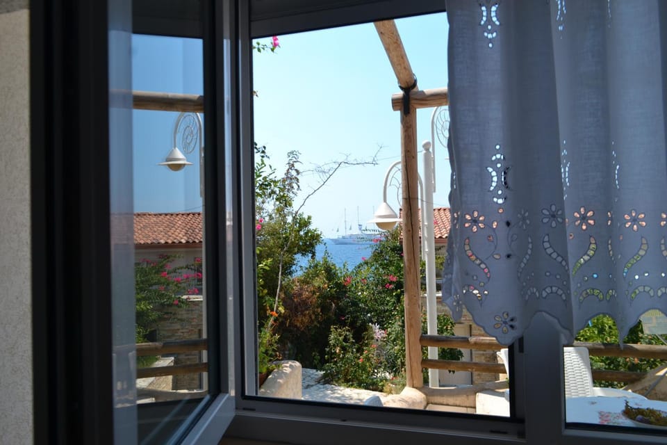 Vila 15 Bougainville Villa in Sarandë
