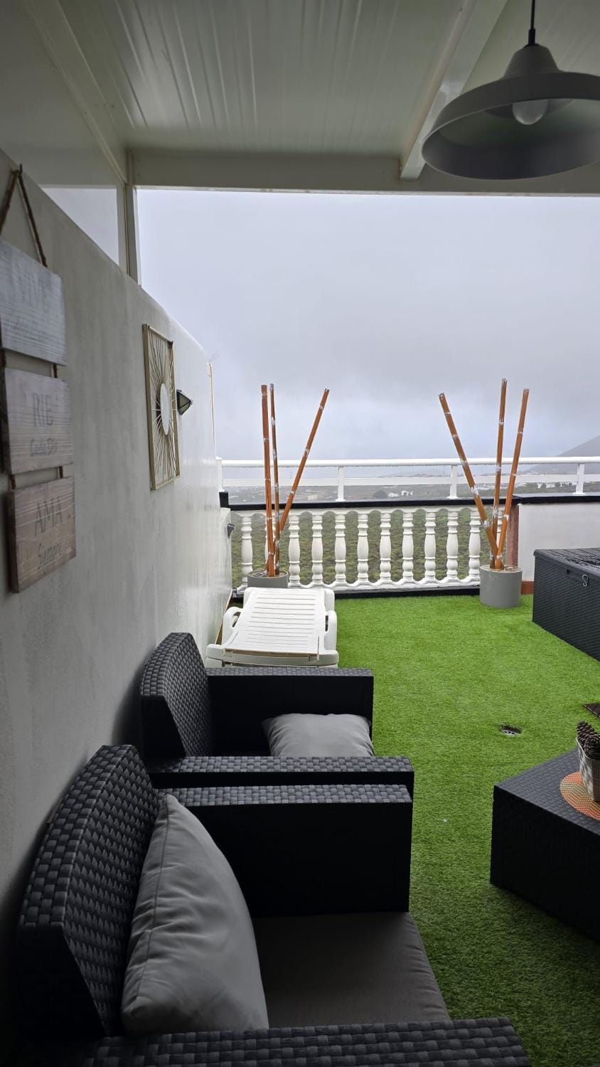 Balcony/Terrace, Seating area, Sea view