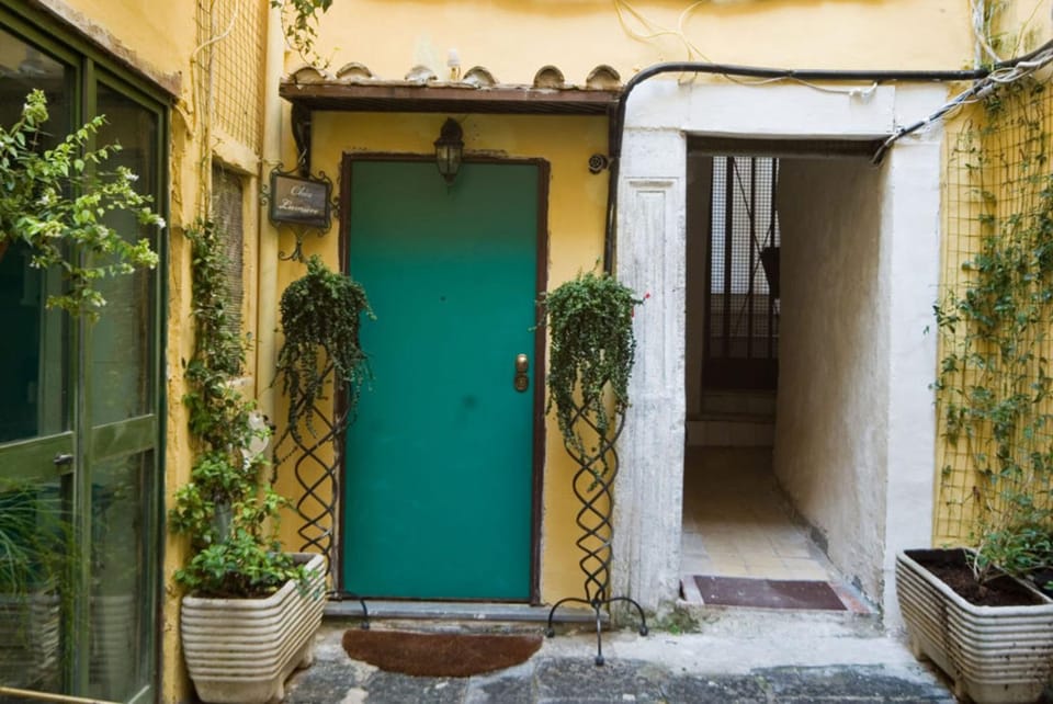 Inner courtyard view