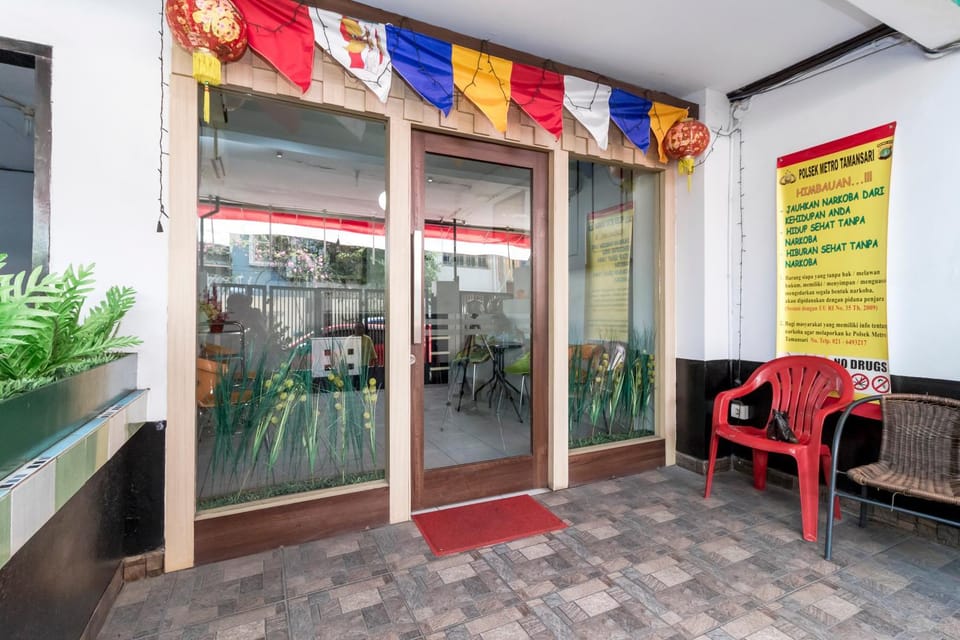Property building, Facade/entrance
