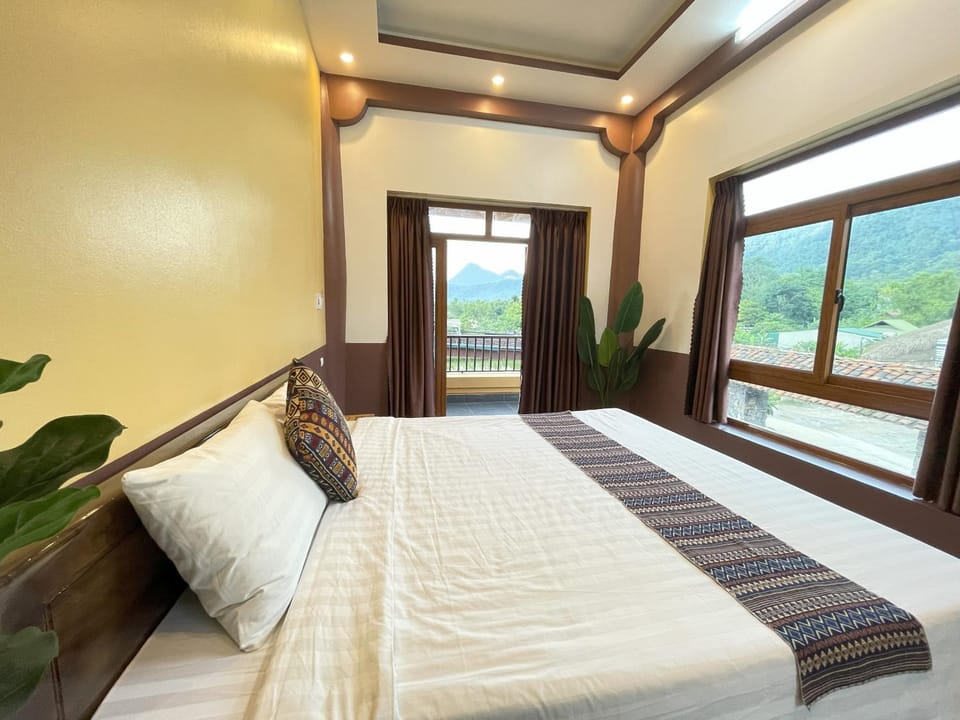 Bed, View (from property/room), Bedroom