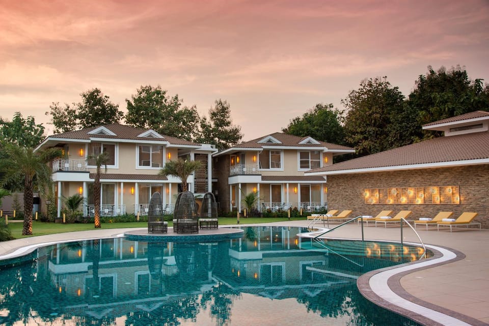 Property building, Swimming pool