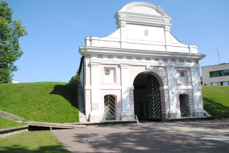 Nearby landmark
