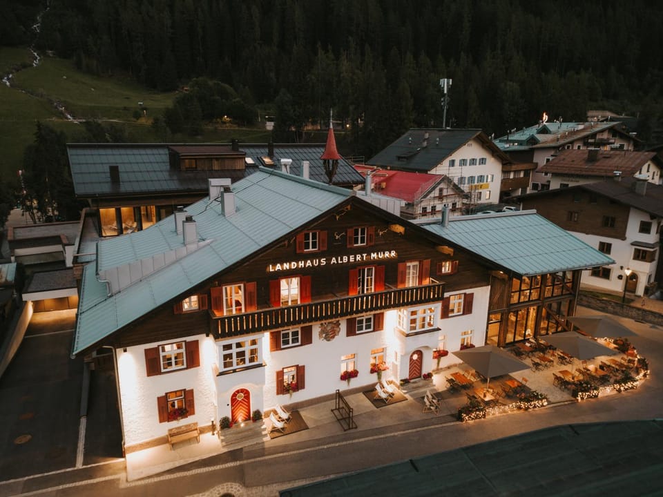 Property building, Bird's eye view