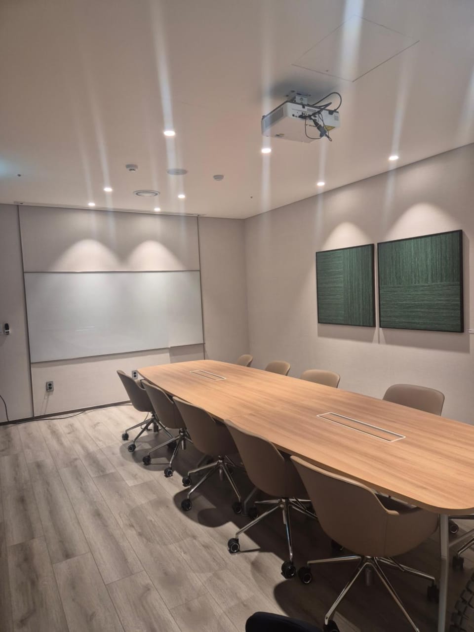 Meeting/conference room