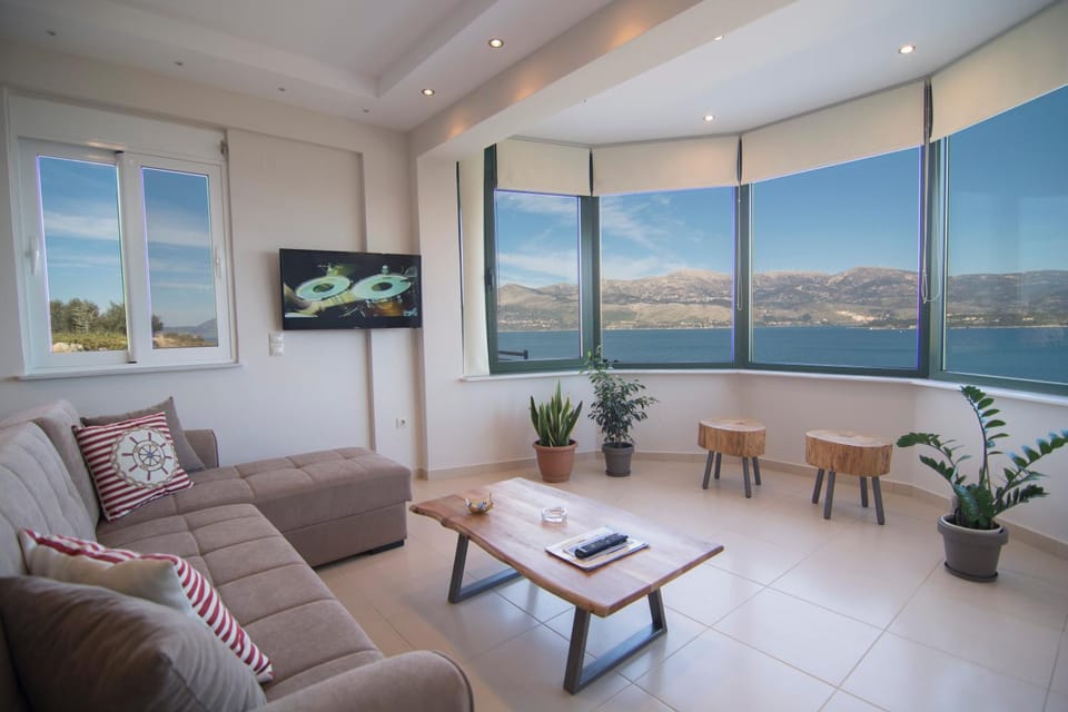 Living room, Seating area, Sea view, Sea view