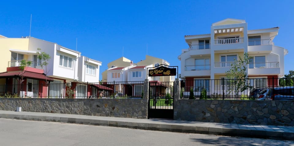 St. Stefan Villas & Hotel Campground/ 
RV Resort in Burgas Province