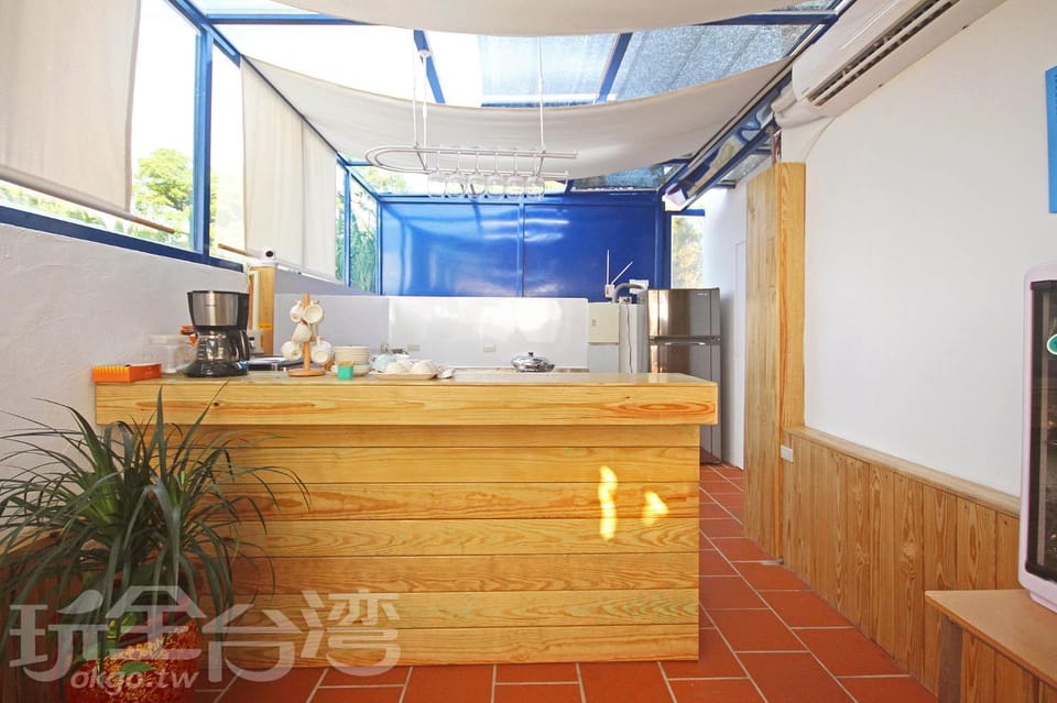 Banquet/Function facilities, Communal kitchen