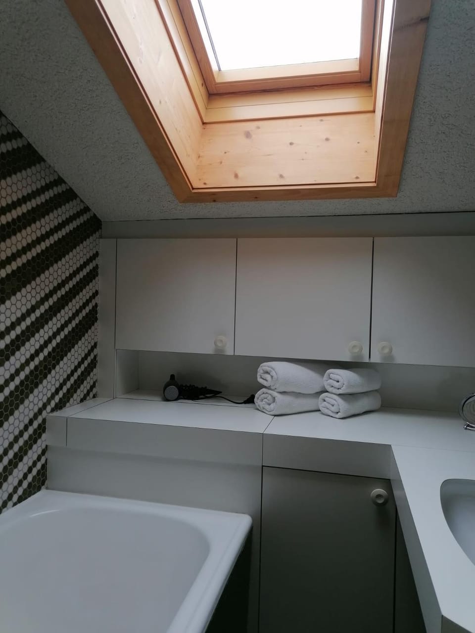 Bathroom, Bath, towels