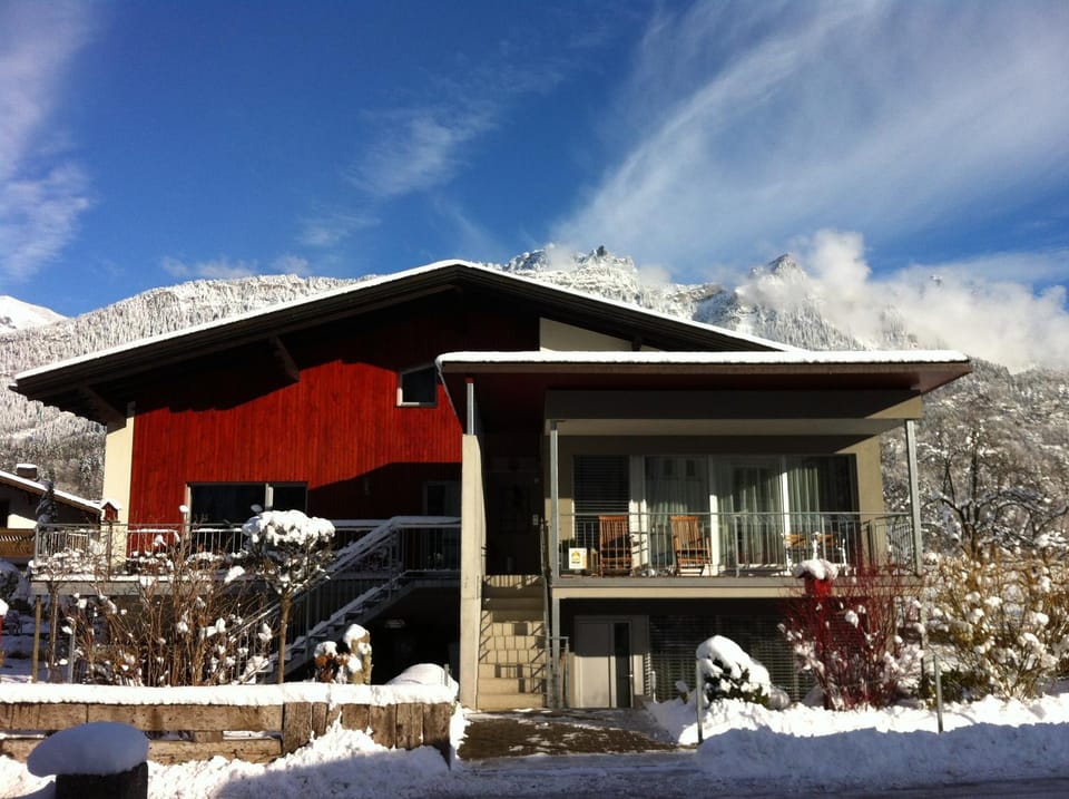 Property building, Winter