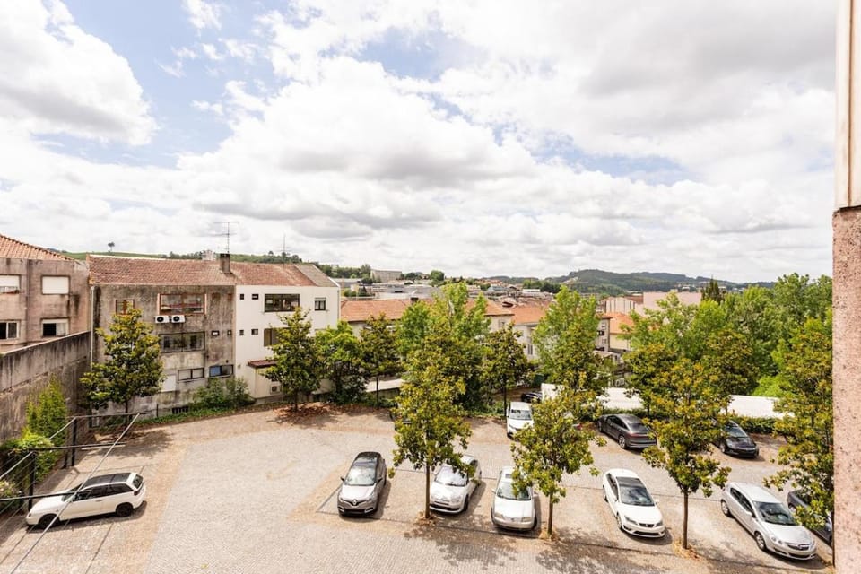 Old Market Place Apartment in Guimaraes