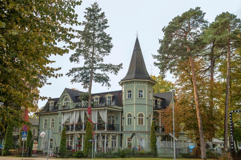 Property building, Day, Natural landscape