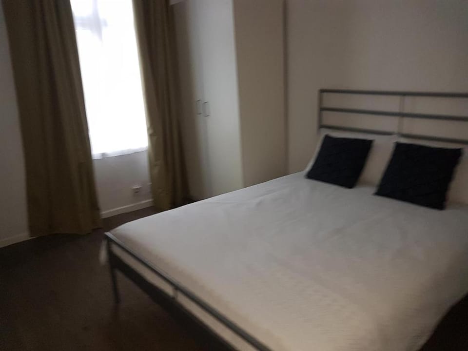 Cosy stay in private double bedroom - RM 5 Apartment in Nottingham