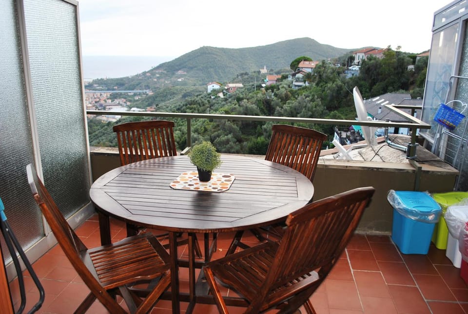 Tigullio Vacations: lo Chalet sul Mare Apartment in Liguria