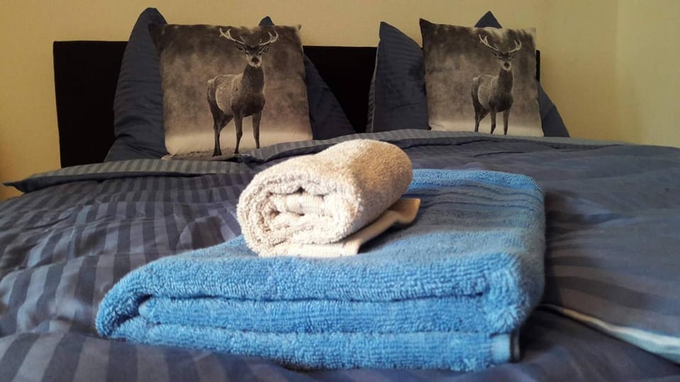 Bed, Decorative detail, Bedroom