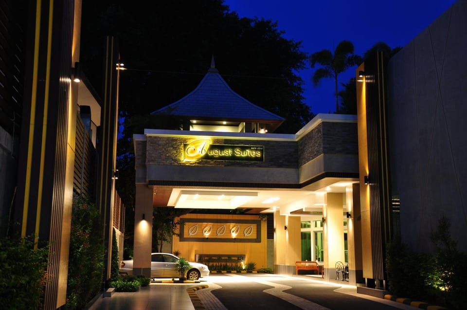 August Suites Hotel in Pattaya City
