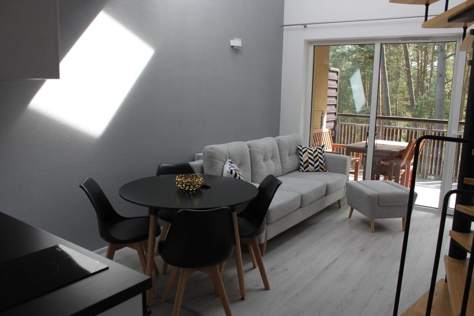 View (from property/room), Balcony/Terrace, Balcony/Terrace, Kitchen or kitchenette, Dining area