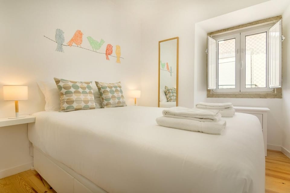 Amazing Castle Views in Historic Center Apartment in Lisbon