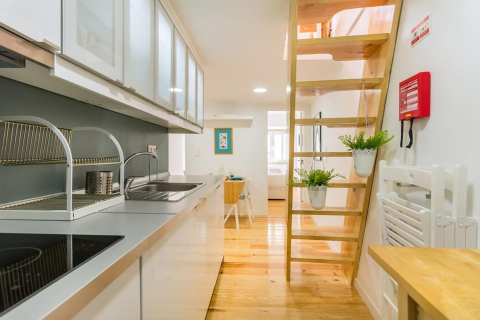 Amazing Castle Views in Historic Center Apartment in Lisbon