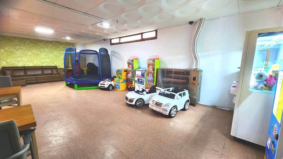 Kids's club