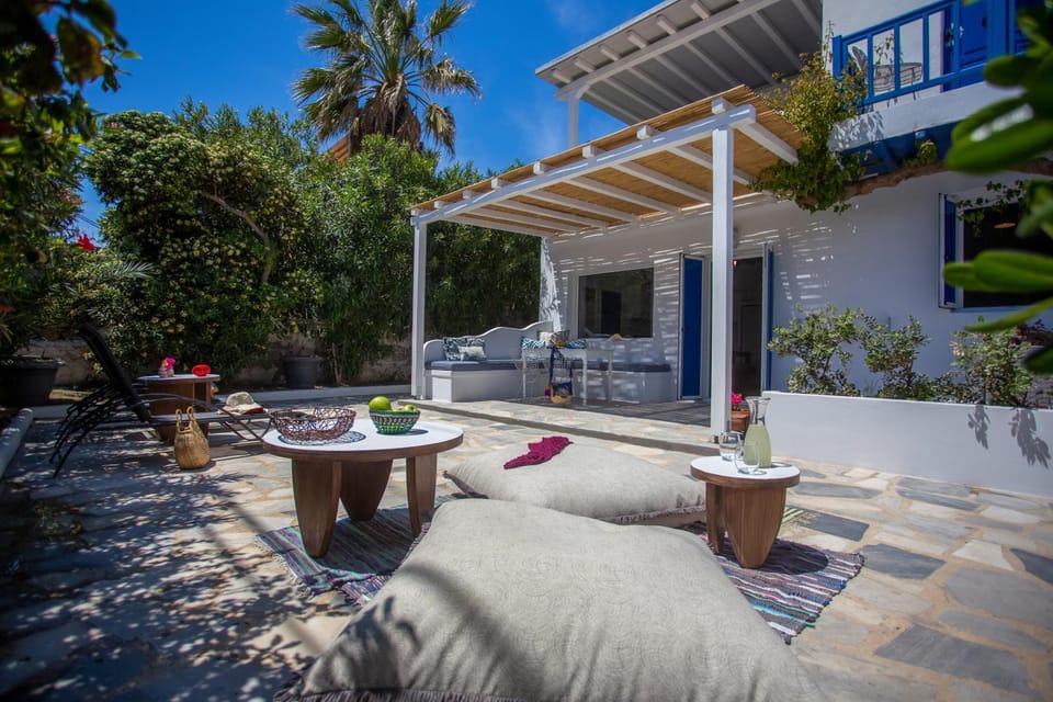 Villa Iliana 1 & 2 w shared Pool, Ornos, Mykonos Villa in Mykonos, Mikonos 846 00, Greece