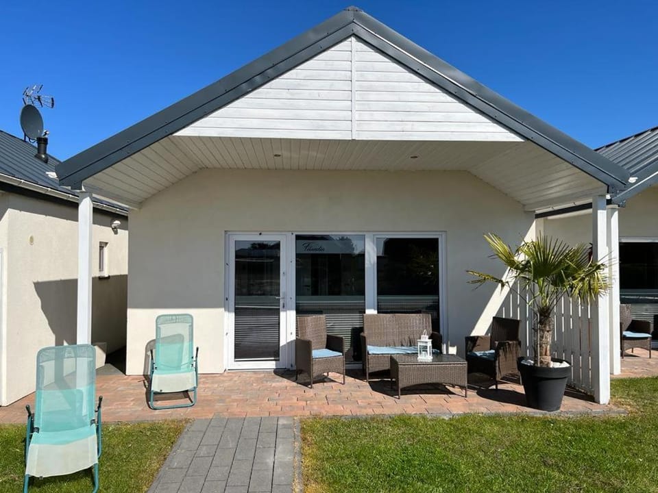 Property building, Balcony/Terrace